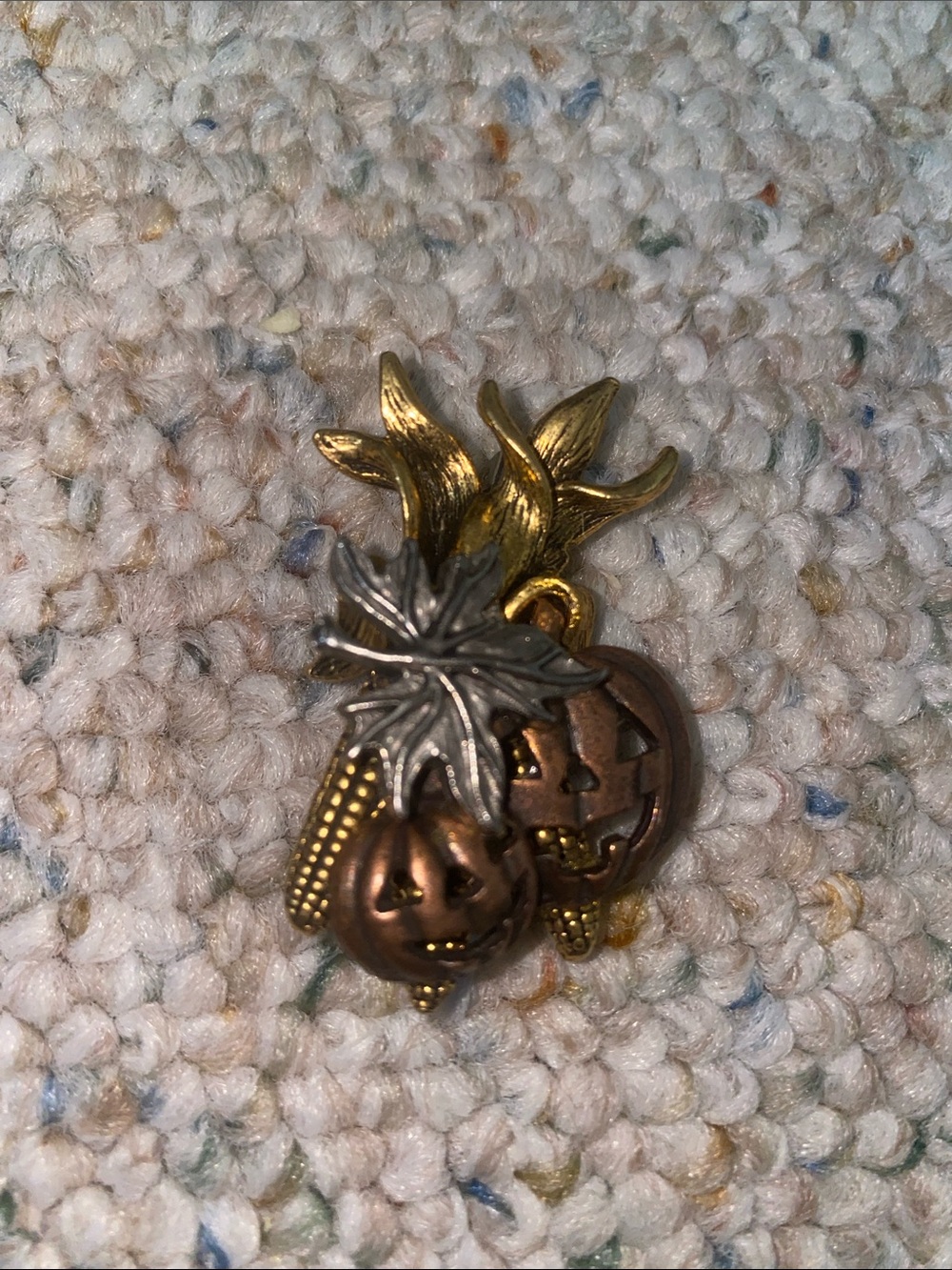 Brooch Halloween pumpkin, fall leaf